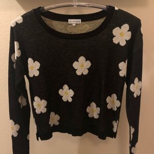 Black Daisy Sweater | Pacsun Cropped